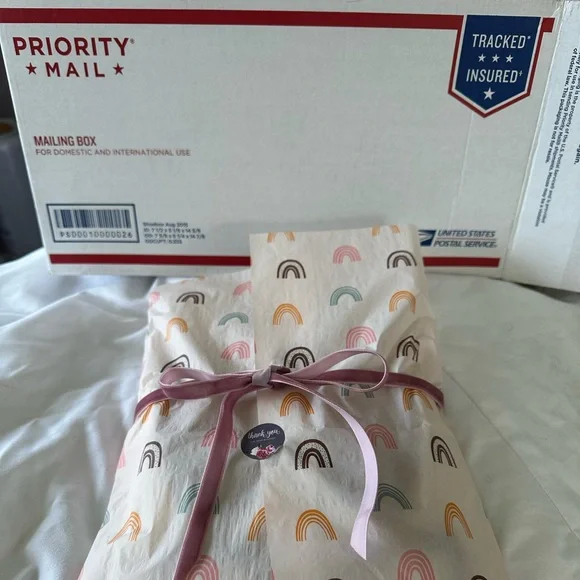 Elegant Turquoise and Gold Snake Necklace - Picture 4 of 4